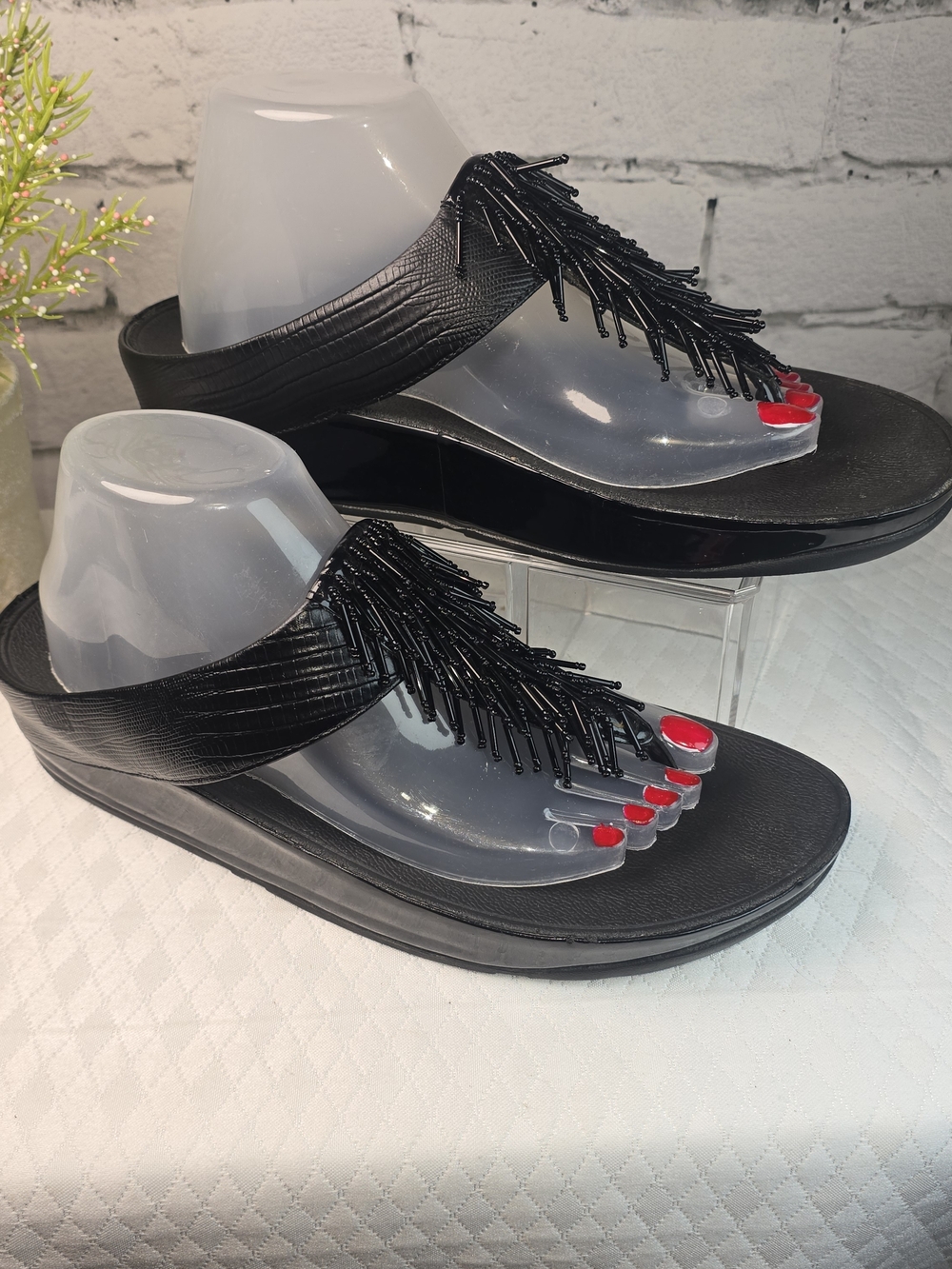 Fitflop thong sandal beaded fringe black ortho fit summer women’s size 10